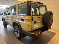 トヨタ ランドクルーザー70 AX_4WD(AT_2.8)