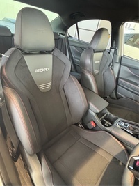 スバル WRX S4 STI スポーツ R ブラックリミテッド_AWD(CVT_2.4)