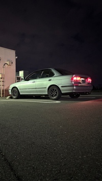 日産 サニー