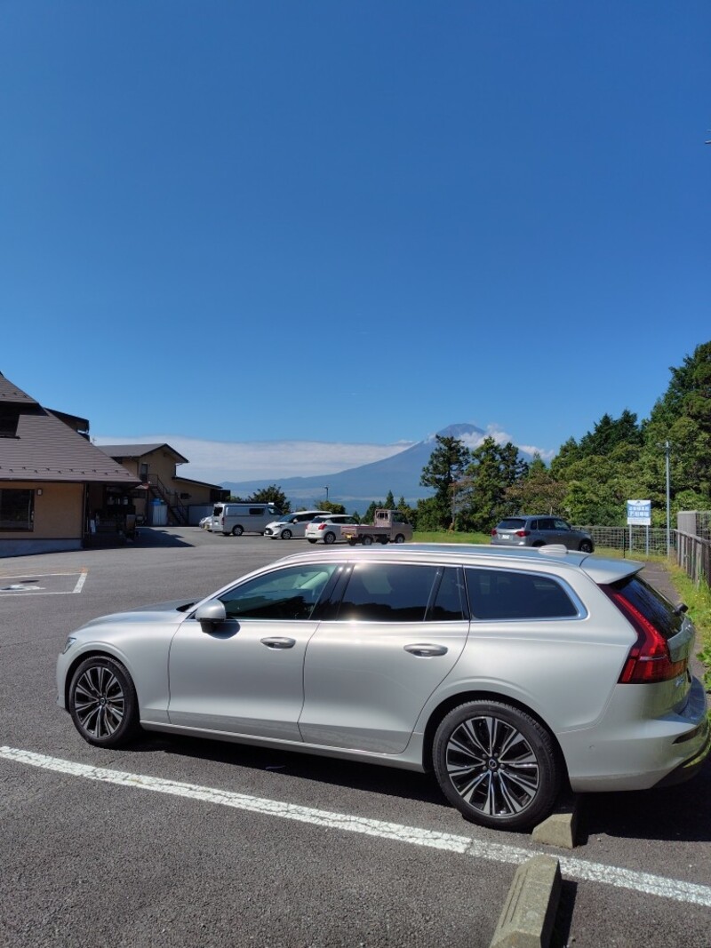 ボルボ V60 プラス B4_RHD(DCT_2.0)