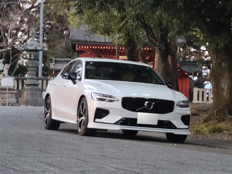 ボルボ S60 プラグインハイブリッド リチャージ アルティメット T6 AWD プラグインハイブリッド_RHD_AWD(AT_2.0)