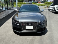 アウディ RS5 4.2 FSI クワトロ_4WD_RHD(AT_4.2)