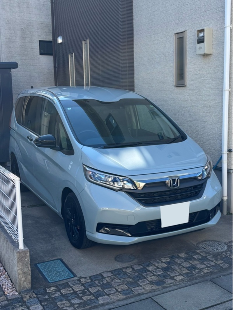 ホンダ フリード+ プラス クロスター ブラックスタイル(CVT_1.5)
