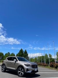 ボルボ XC40 アルティメット B4 AWD_RHD_AWD(DCT_2.0)