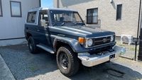トヨタ ランドクルーザー70 ZX_4WD(MT_4.2ディーゼル)