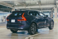 ボルボ XC60 B5 AWD インスクリプション_RHD_AWD(AT_2.0)
