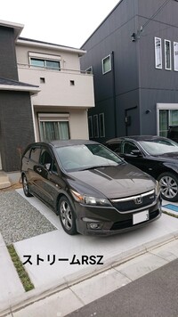 ホンダ ストリーム RSZ(AT_1.8)