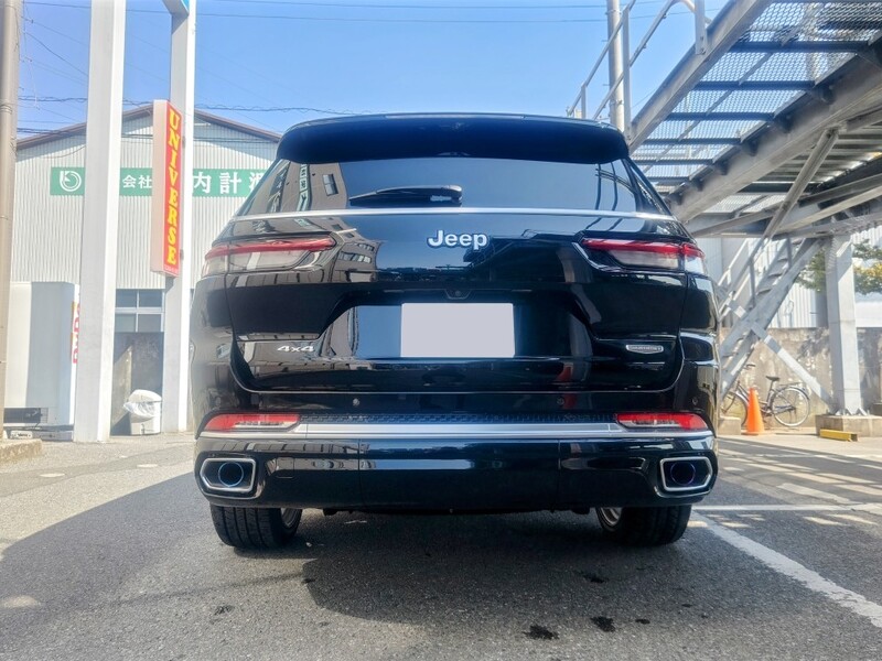 ジープ グランドチェロキーL サミットリザーブ_RHD_4WD(AT_3.6)