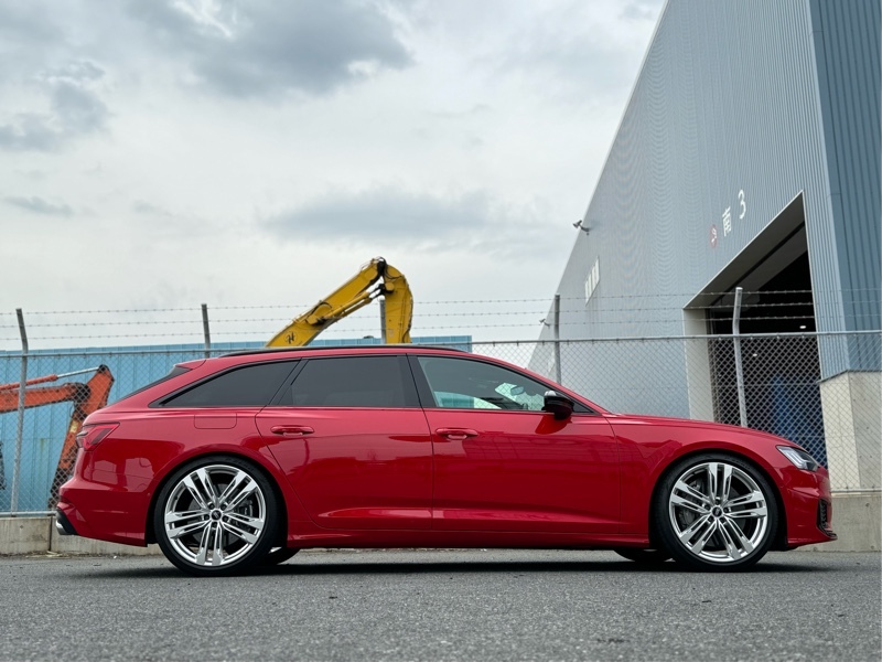 アウディ S6 アバント (ワゴン) S6 アバント_RHD_4WD(AT_2.9)