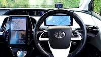 トヨタ プリウスPHV