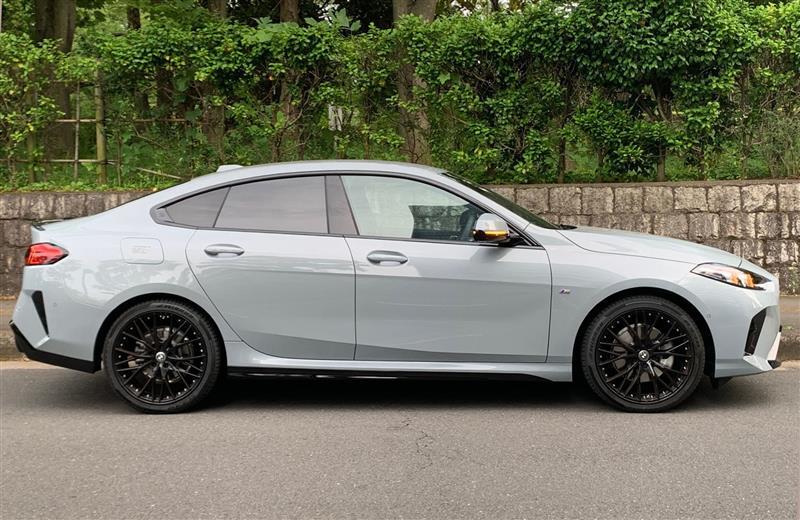 BMW 2シリーズ グランクーペ 220 グランクーペ Mスポーツ_RHD(DCT_1.5)