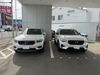 ボルボ XC40 ウルトラ B4 AWD ダークエディション_RHD_AWD(DCT_2.0)
