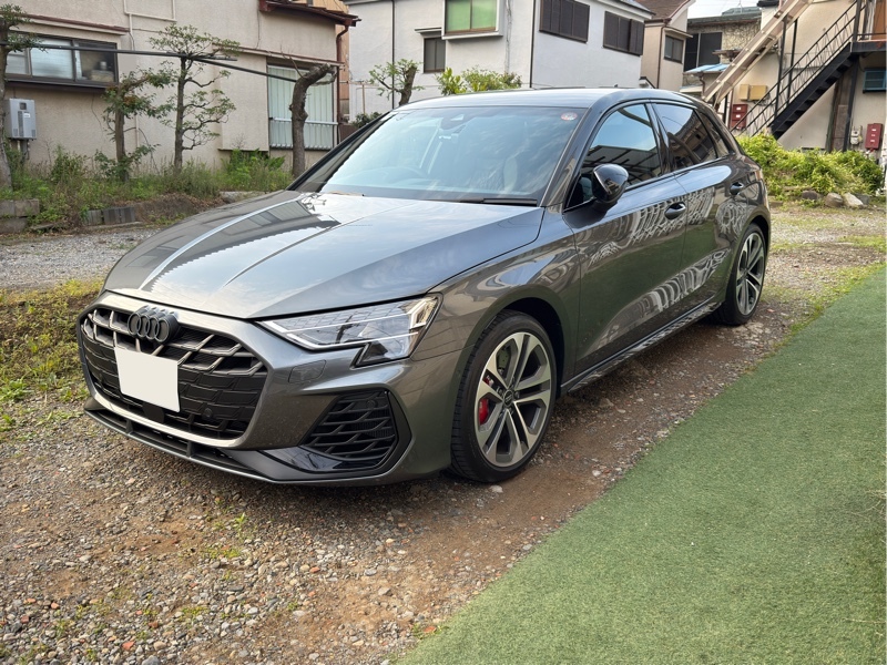 アウディ S3 スポーツバック （ハッチバック） S3 スポーツバック_RHD_4WD(Sトロニック_2.0)