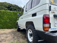 トヨタ ランドクルーザー70 ZX_4WD(MT_4.2ディーゼル)