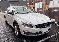 ボルボ V60クロスカントリー クロスカントリー D4 SE_RHD(AT_2.0)
