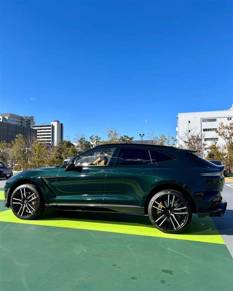 アストンマーティン DBX DBX707_RHD_4WD(AT_4.0)