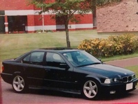 BMW 3シリーズ セダン 320i_LHD(AT_2.0)