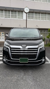 トヨタ グランエース プレミアム_6人乗り(AT_2.8)