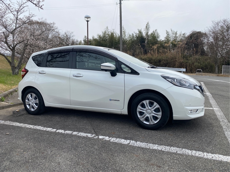 日産 ノート e-POWER eパワー X(1.2)