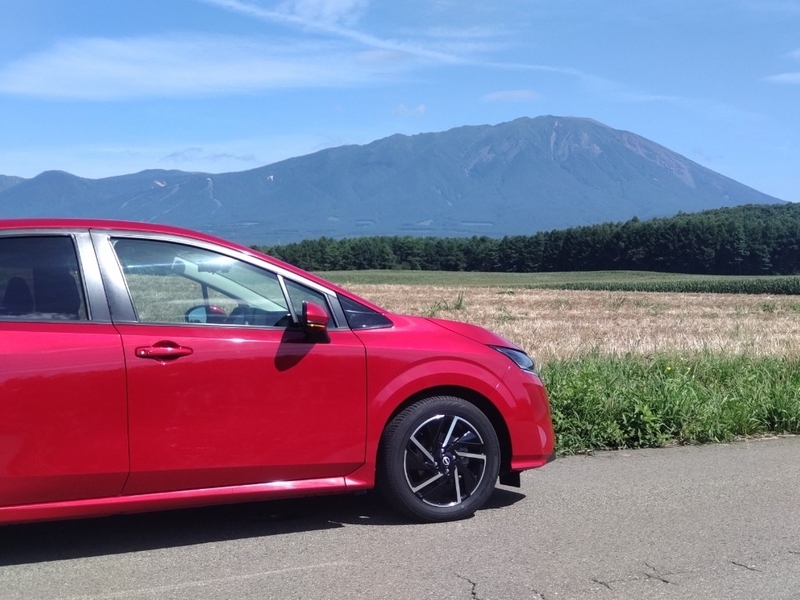 日産 ノート e-POWER X FOUR_4WD(1.2)