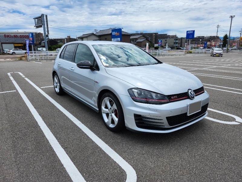 フォルクスワーゲン ゴルフ (ハッチバック) GTI_RHD(MT_2.0)