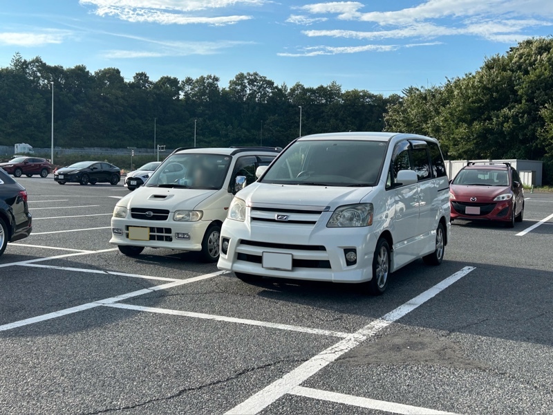 トヨタ ノア S(AT_2.0)