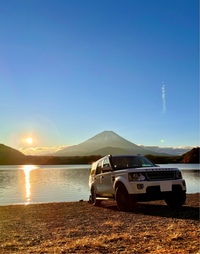 ランドローバー ディスカバリー4 グラファイト・エディション_RHD_4WD(AT_3.0)