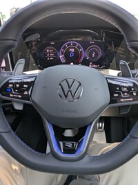 フォルクスワーゲン ゴルフ R R ブラックエディション_RHD_4WD(DSG_2.0)