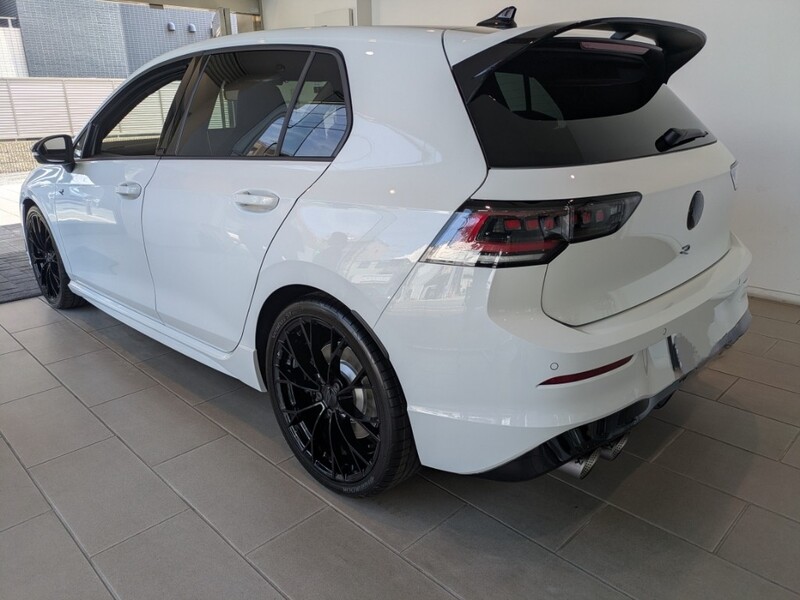 フォルクスワーゲン ゴルフ R R ブラックエディション_RHD_4WD(DSG_2.0)