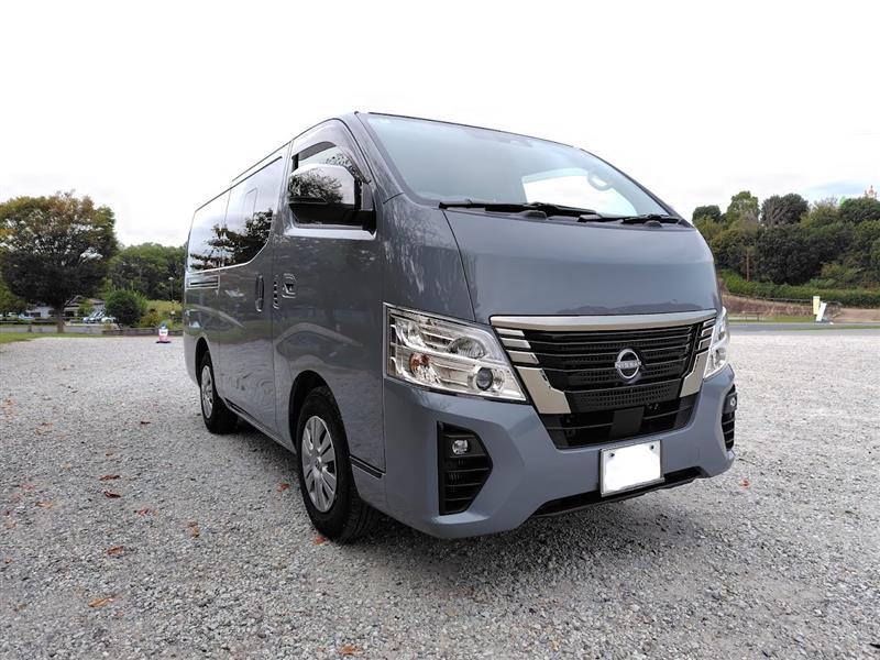 日産 キャラバン バン グランドプレミアムGX ロングボディ 低床_5人乗り_5ドア(M-ATx_2.4_ディーゼル)