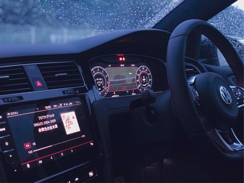フォルクスワーゲン ゴルフ (ハッチバック) GTI パフォーマンス_RHD(DSG_2.0)