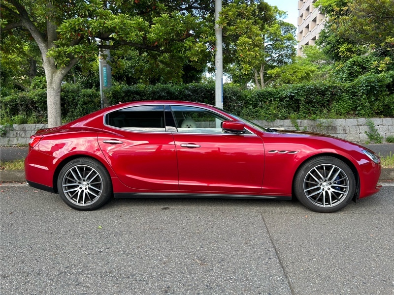 マセラティ ギブリ ギブリ S_RHD(AT_3.0)
