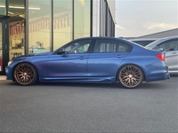 BMW 3シリーズ セダン 320i スポーツ_RHD(AT_2.0)
