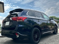 三菱 アウトランダーPHEV G プラスパッケージ_4WD(2.4)