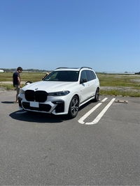 BMW X7 xドライブ40d Mスポーツ_RHD_4WD(AT_3.0)