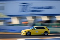 メルセデス・ベンツ Aクラス A180_RHD(DCT_1.4)