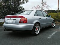 アウディ A4 （セダン） 1.8T クワトロ_LHD_4WD(MT_1.8)