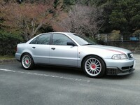 アウディ A4 （セダン） 1.8T クワトロ_LHD_4WD(MT_1.8)