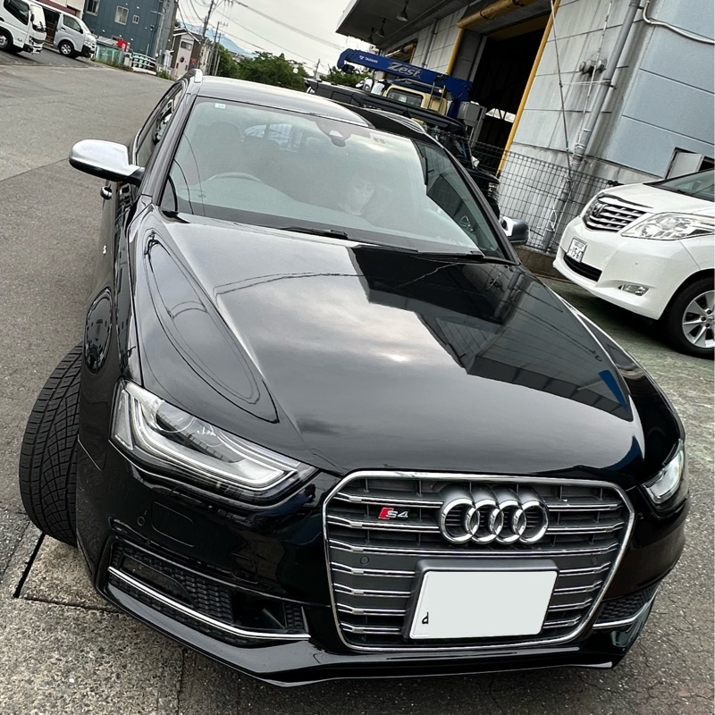 アウディ S4 アバント (ワゴン) アバント_RHD_4WD(AT_3.0)