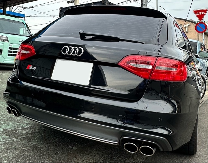 アウディ S4 アバント (ワゴン) アバント_RHD_4WD(AT_3.0)