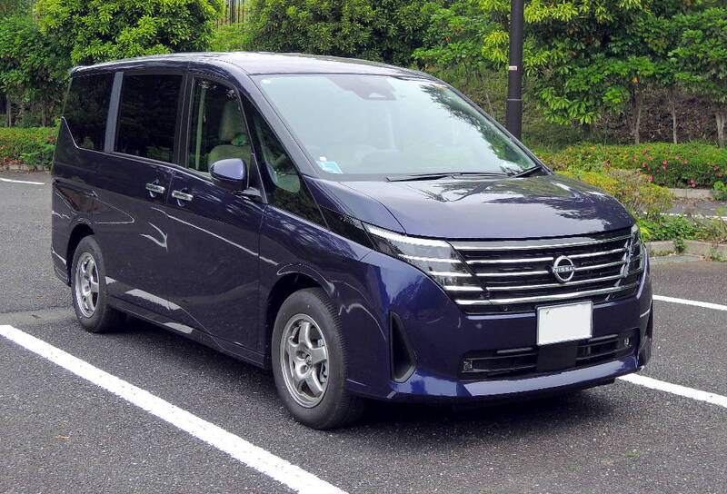 日産 セレナ XV(CVT_2.0)