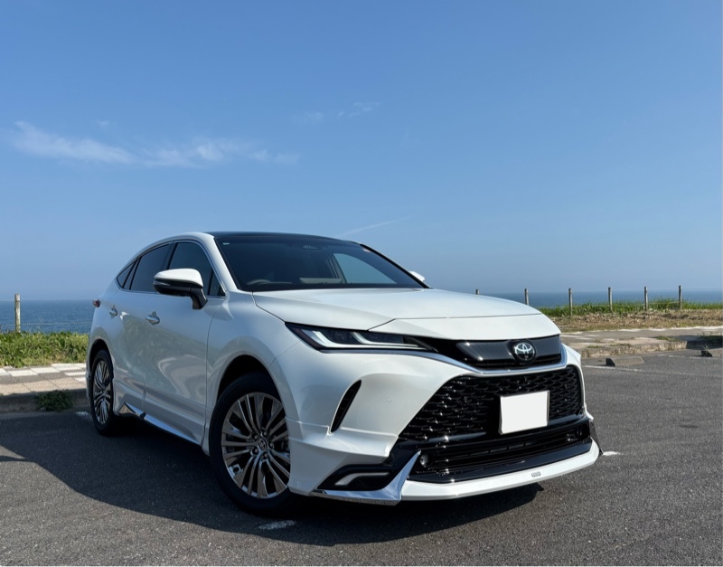 トヨタ ハリアーハイブリッド Z“レザーパッケージ(CVT_2.5_ハイブリッド)