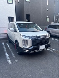 三菱 デリカD:5 ジャスパー_8人乗り_4WD(AT_2.3)