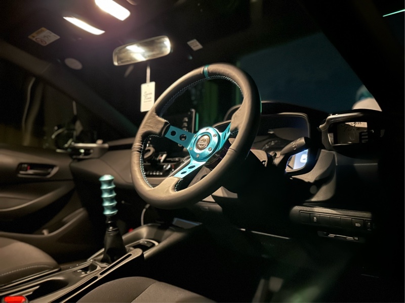 トヨタ カローラスポーツ G(CVT_1.2)