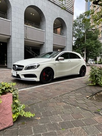 メルセデスAMG Aクラス メルセデスAMG A45 4マチック_RHD_4WD(DCT_2.0)