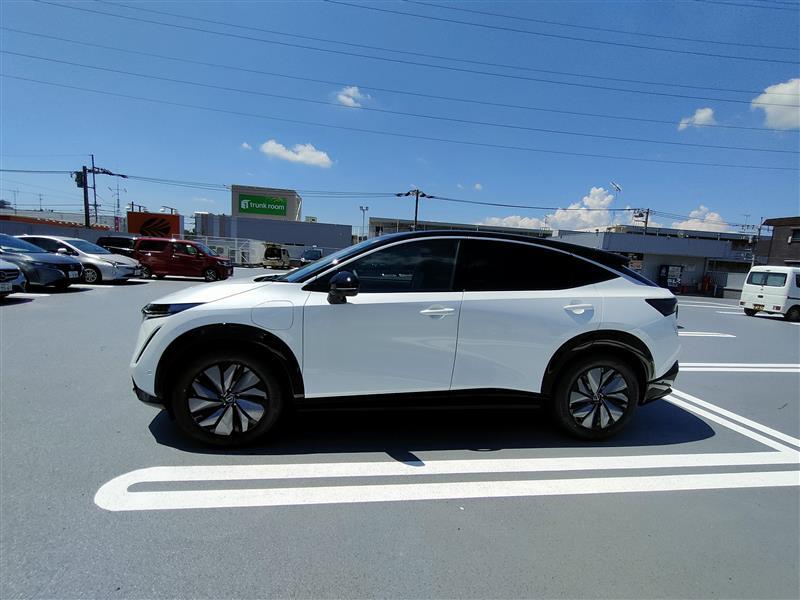 日産 アリア B6