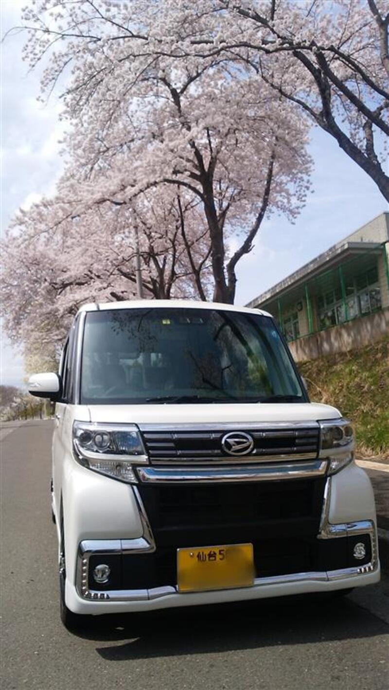 ダイハツ タントカスタム カスタムRS“トップエディション SA III”(CVT_0.66)
