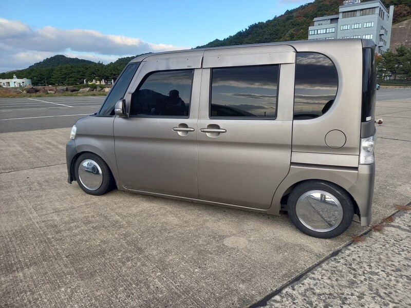 ダイハツ タント