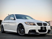 BMW 3シリーズ セダン 335i_RHD(AT_3.0)