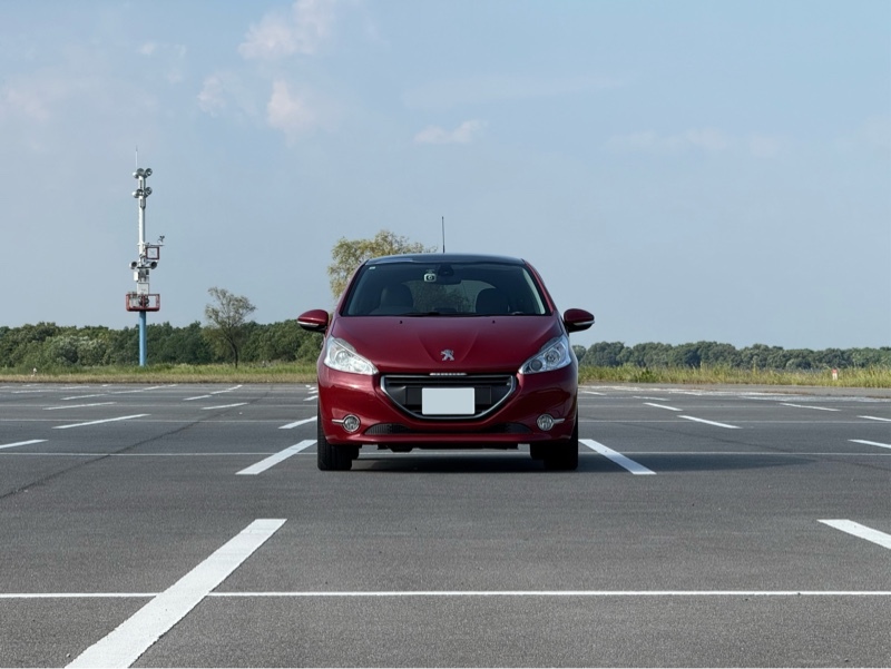 プジョー 208 GT_RHD(MT_1.6)